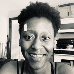 Meet your Posher, Esther